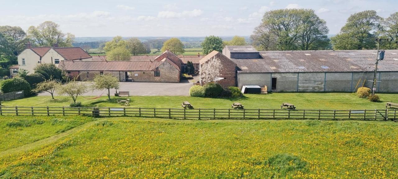 Osprey Meadow Holiday Cottages Бидейл Екстериор снимка